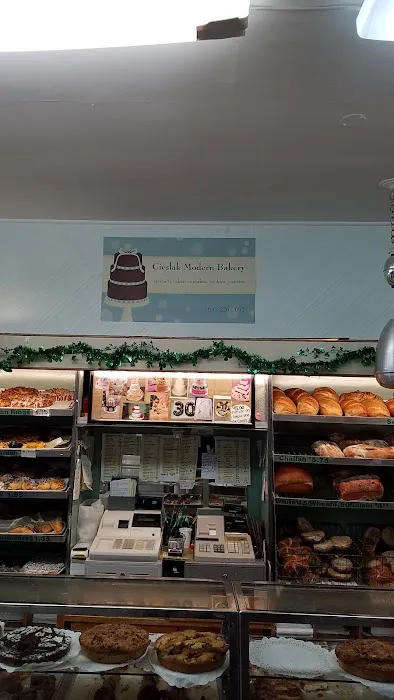 Cieslaks Modern Bakery Picture 10