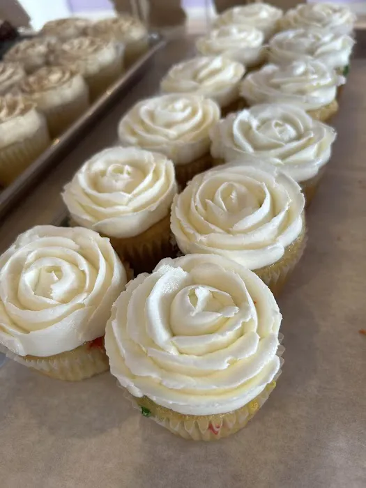 Lavender Cupcakery & Dessert Shoppe Picture 5