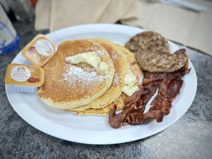 Avenue Bagels Picture 3