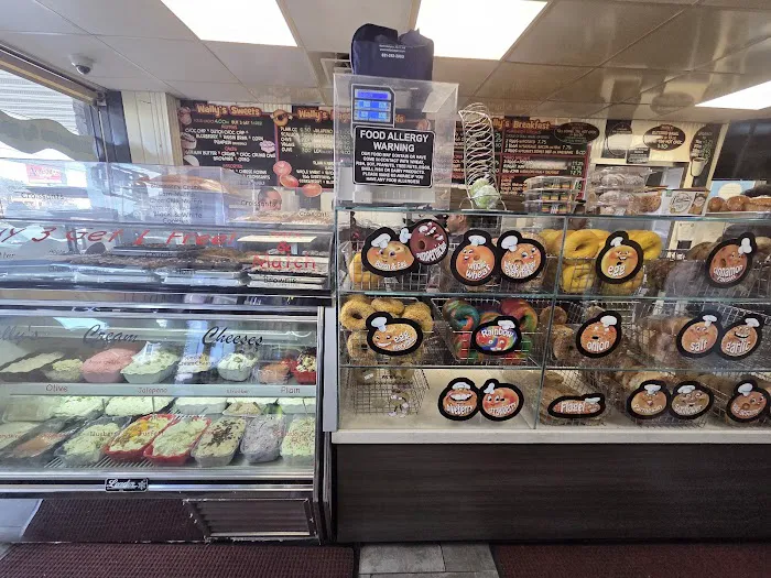 Wally's Bagels Picture 3