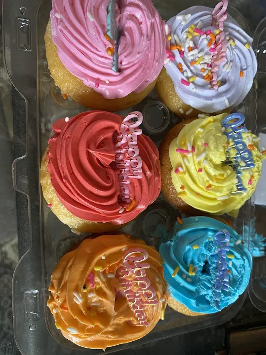 E & L Bakery Picture 6