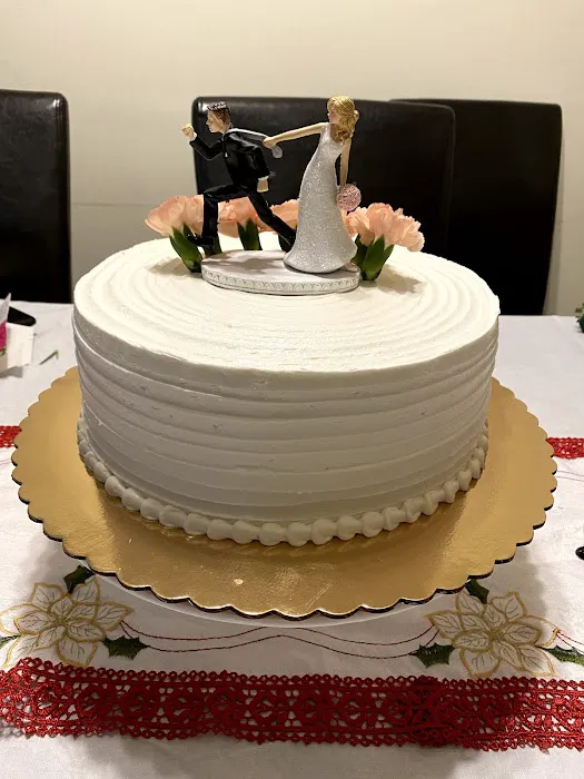 E & L Bakery Picture 7