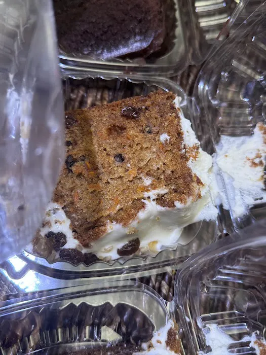 Lloyd's Carrot Cake Picture 5