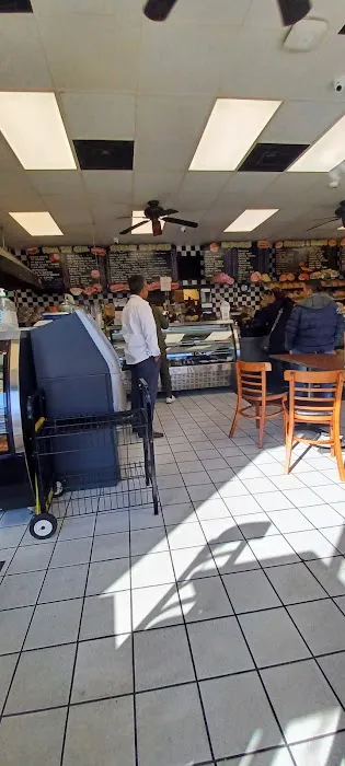 McLean Ave Bagel Cafe Picture 7
