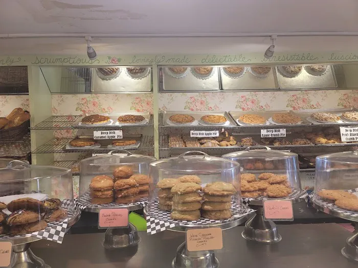 Torta Fina Bakeshoppe & Patisserie Picture 6
