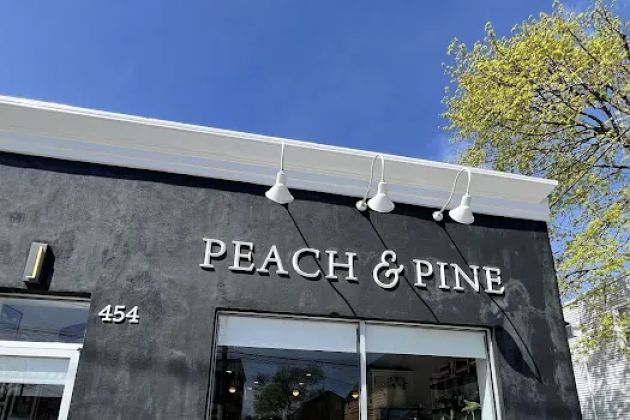 Peach & Pine