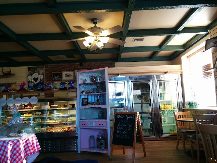 Garguilos Bakery Picture 1