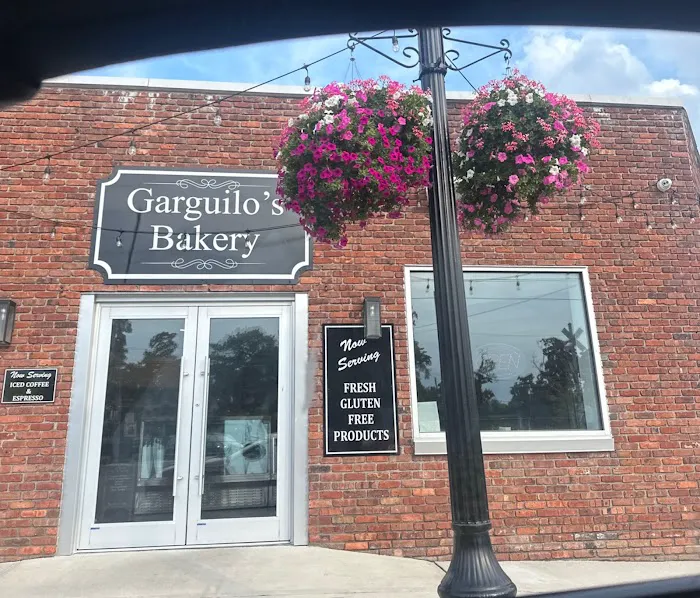 Garguilos Bakery Picture 4