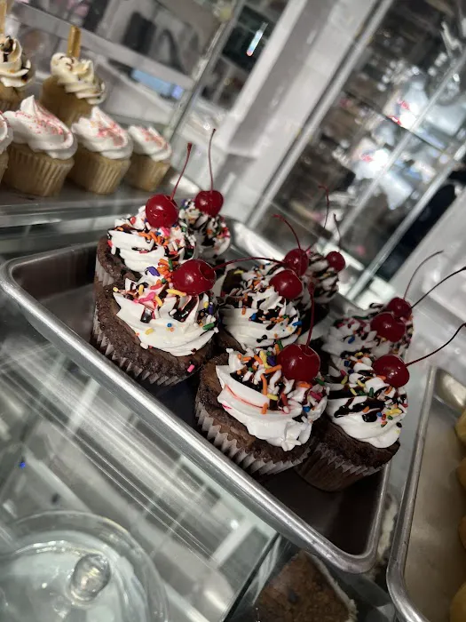 Cupcake Cutie Boutique Picture 1