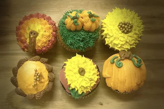 EJS Bakery & Cafe