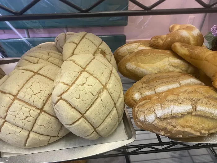 EJS Bakery & Cafe Picture 5