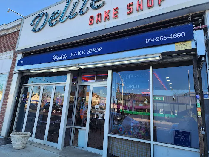 Delite Bakery Picture 5