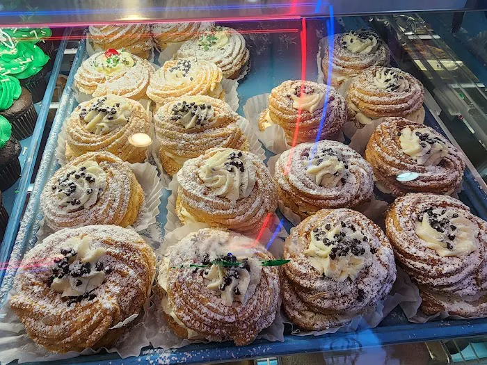 Delite Bakery Picture 6