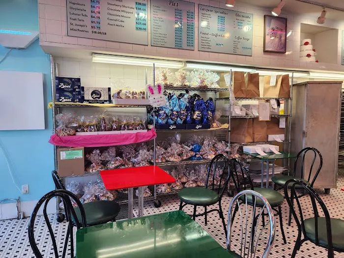 Delite Bakery Picture 10