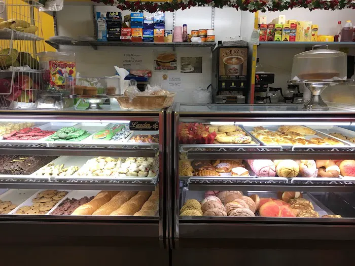 Julie's Bakery Picture 3