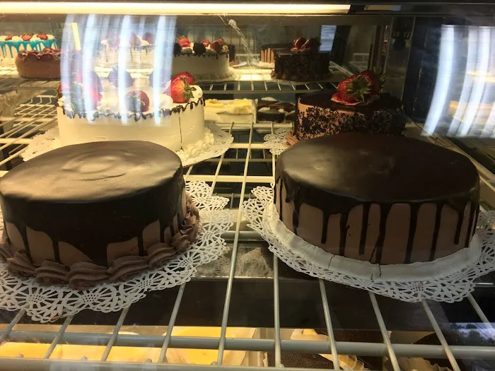 Julie's Bakery Picture 6