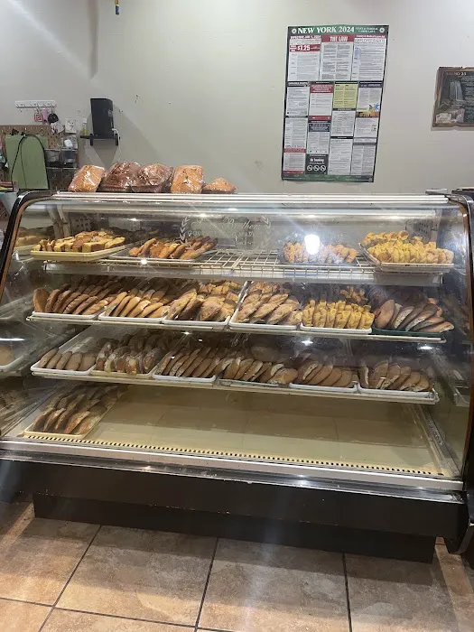 La Dulzura Bakery Picture 3