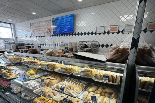 La Excelencia Bakery
