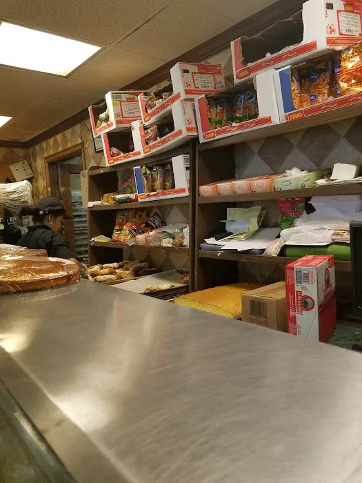 La Excelencia Bakery & Deli Picture 10
