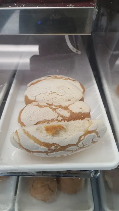 Salvador Deli & Bakery Picture 4