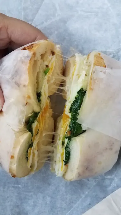 Boulevard Hot Bagels Picture 4