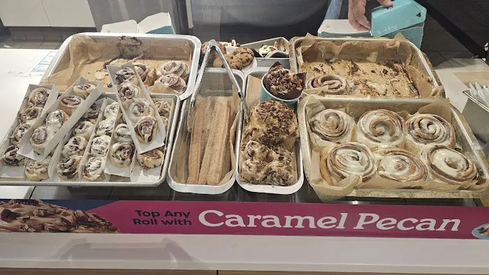 Cinnabon Picture 5