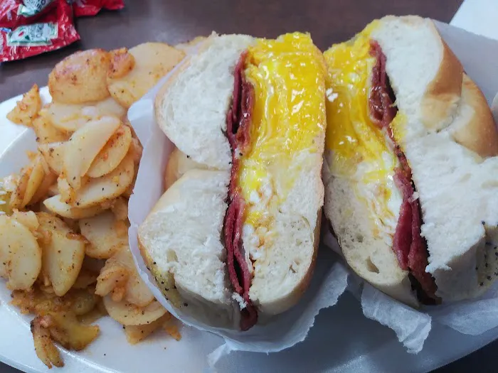Strathmore Bagels Picture 4
