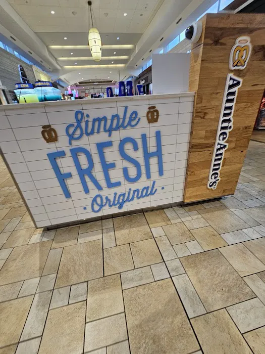 Auntie Anne's Picture 3