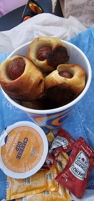Auntie Anne's Picture 8