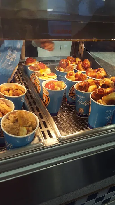Cinnabon Picture 10