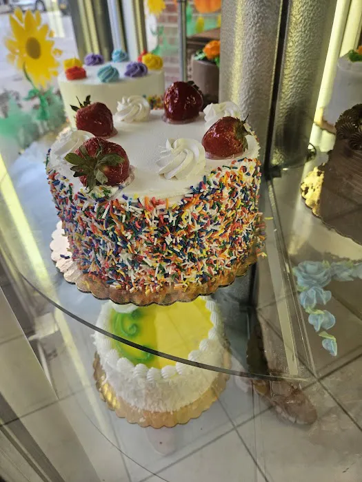 Fleetwood Pastry Shop Picture 3