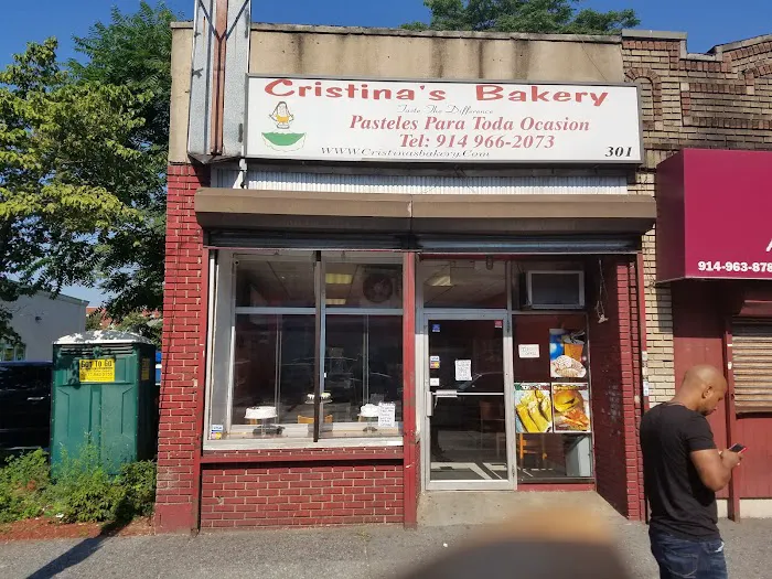 Cristina's Bakery Picture 2