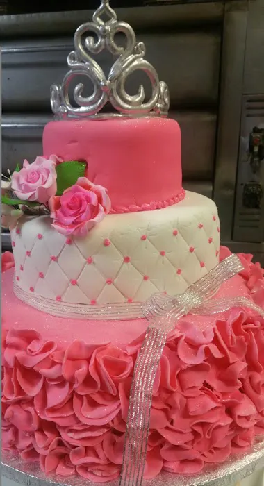Cristina's Bakery Picture 9