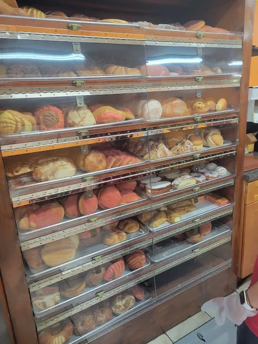 Carrusel Pastry Shop Co Picture 6