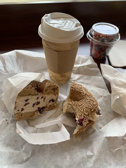 Bagel Deli Plus Picture 3