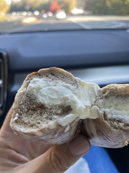 Bagel Deli Plus Picture 7