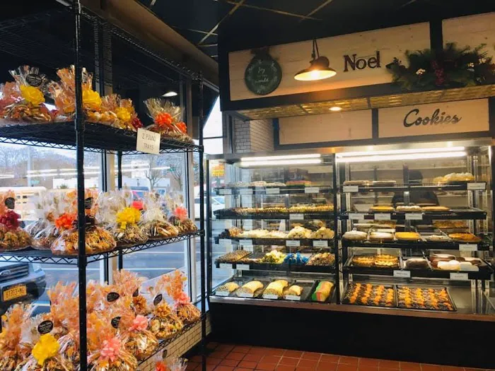 Benkert's Bakery Picture 1