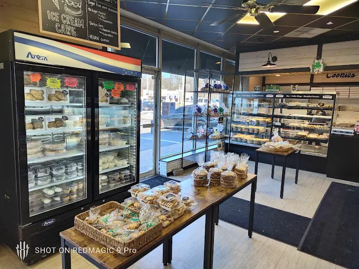 Benkert's Bakery Picture 4