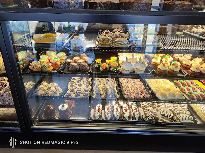 Benkert's Bakery Picture 6