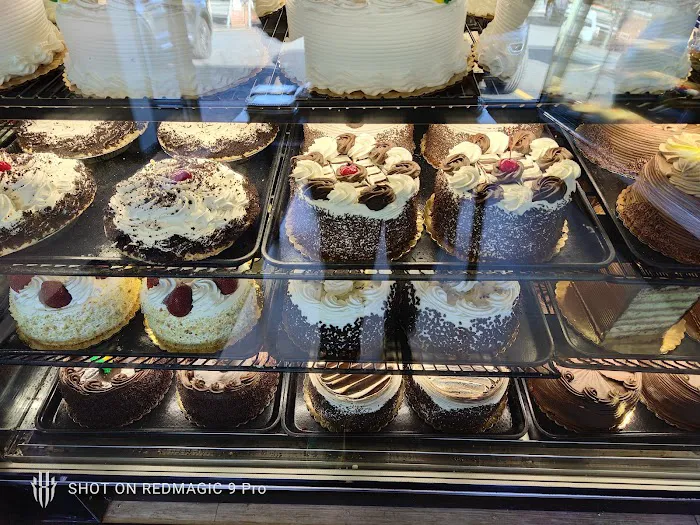 Benkert's Bakery Picture 7