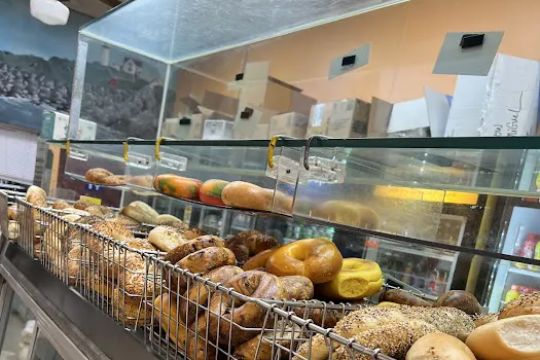 Bella's Bagels and Deli
