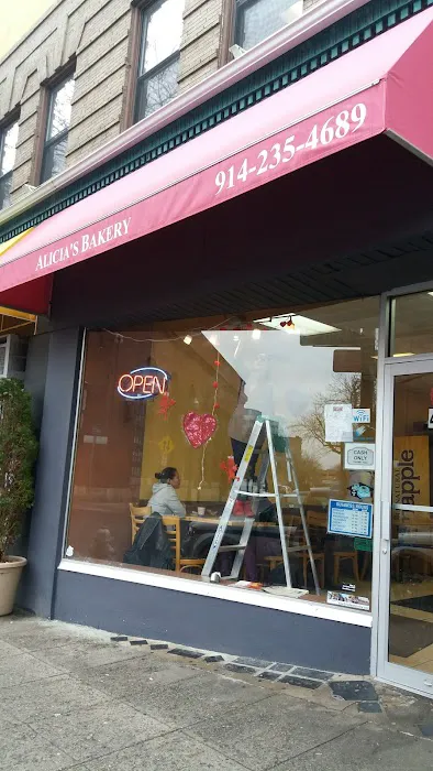 Alicia's Bakery Picture 8