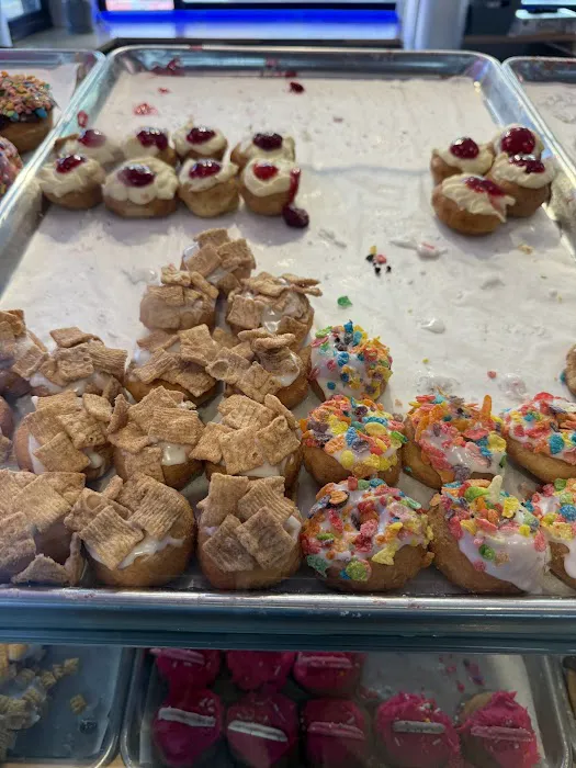 Grey's Mini Donuts Picture 9
