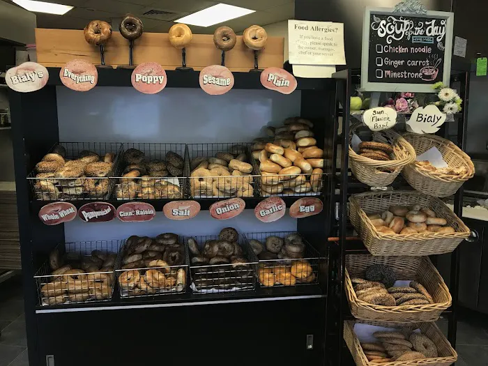 Traditional Bagel Cafe Picture 6