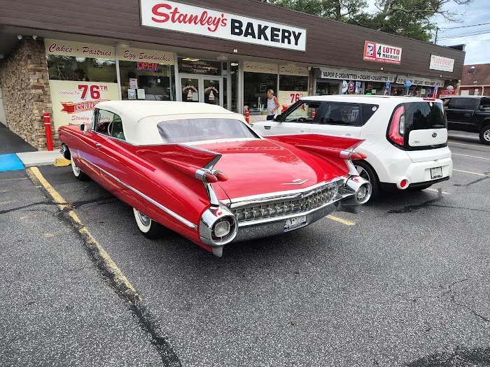Stanley's Bakery Picture 5