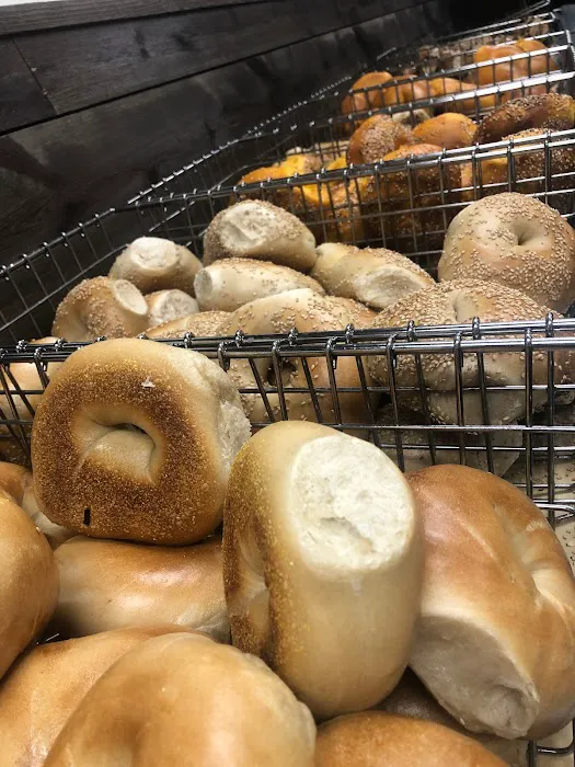 Harry’s Bagels Picture 3