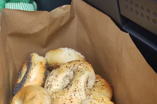 Harryu2019s Bagels