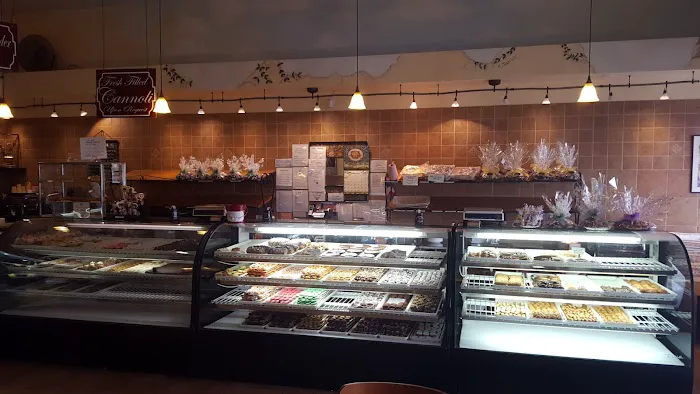 Dolci Momenti Bakery Picture 1