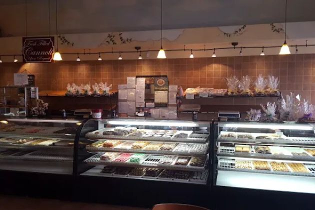 Dolci Momenti Bakery