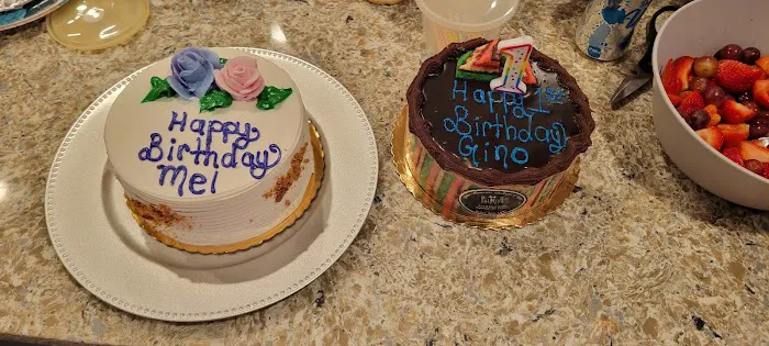 Dolci Momenti Bakery Picture 5